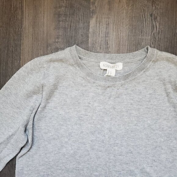 Sweater - Picture 3 of 6